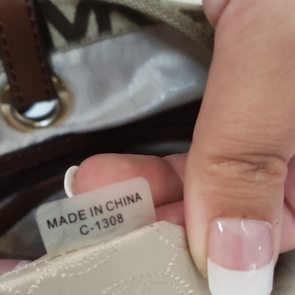 Authentic Michael Kors Canvas Purse - Picture 4 of 8